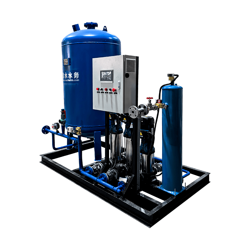 Konstant tryckvattenförsörjningsutrustning med pump och expansionstank